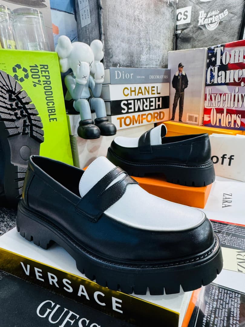 Image of Chunky Loafers Black White 