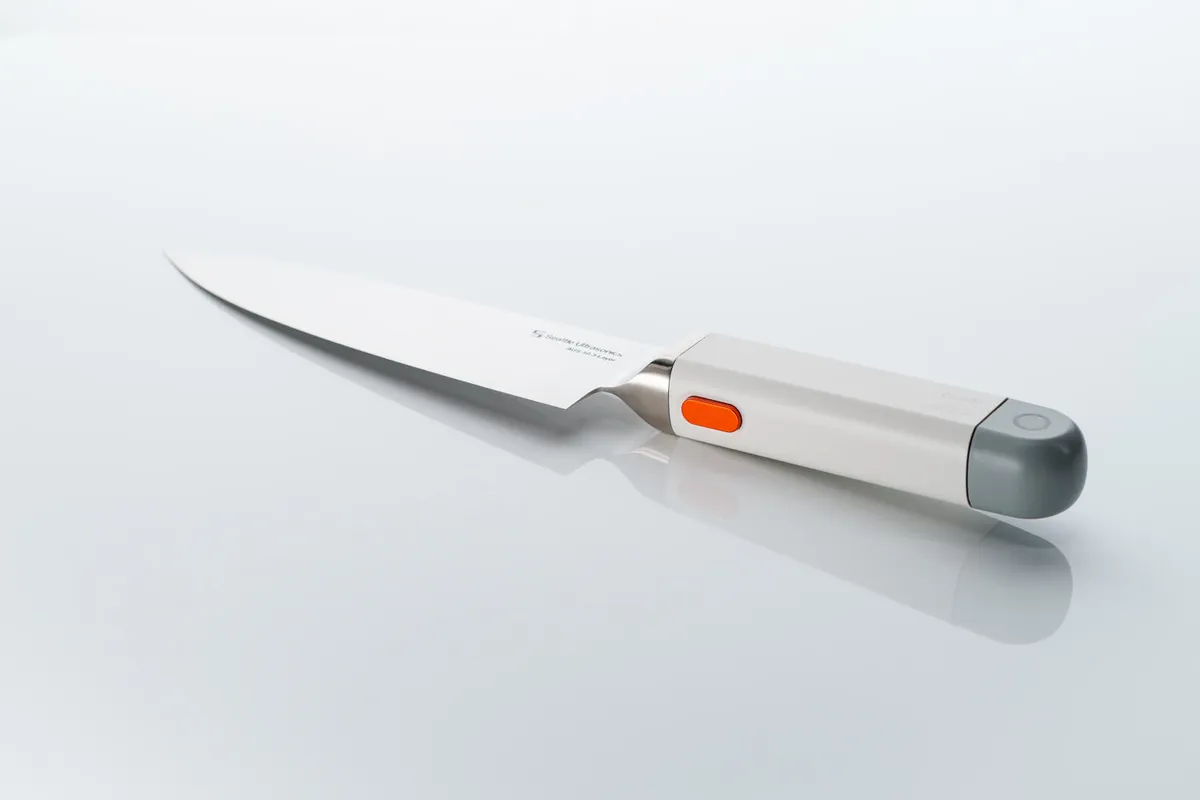 C-200 ultrasonic chef's knife from Seattle Ultrasonics