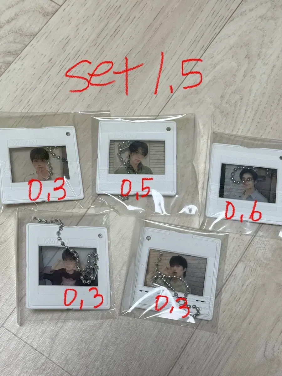 thumbnail-0
