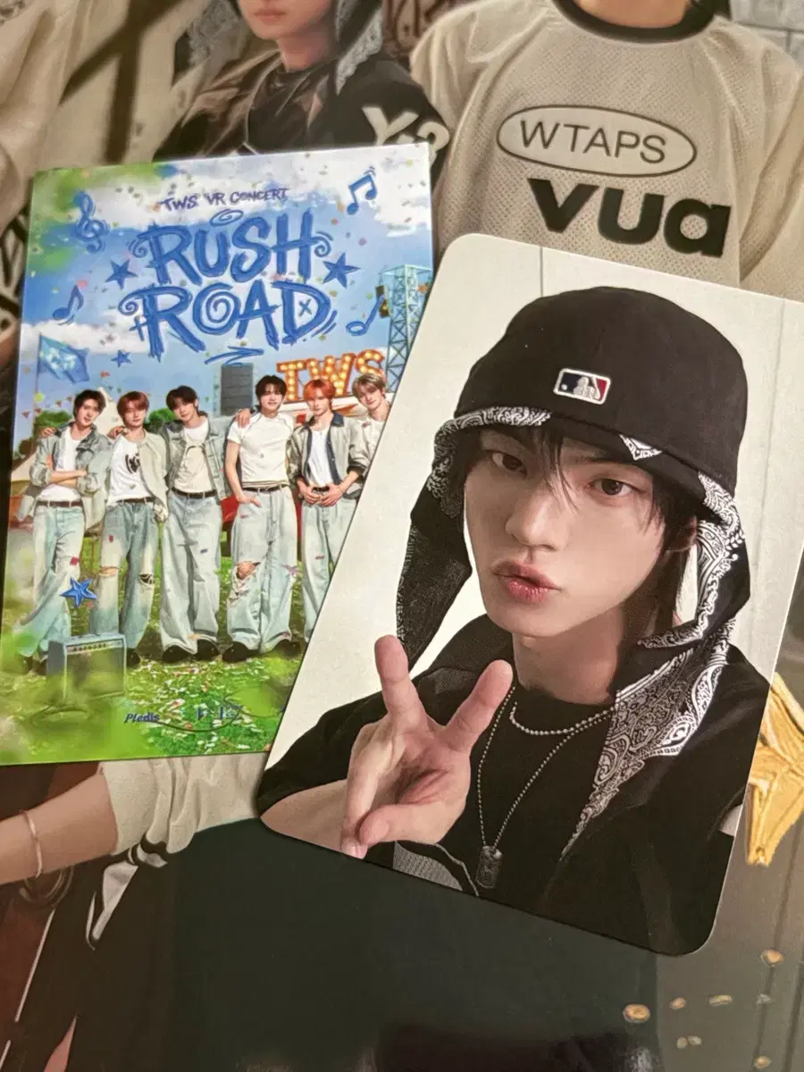 thumbnail-0