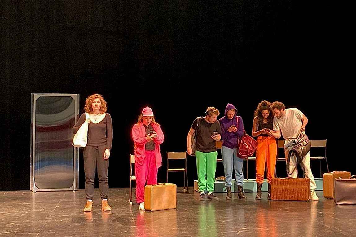 Image de Michelle doit-on t’en vouloir d’avoir fait un selfie à Auschwitz ? à Théâtre du Champ de Bataille - Angers