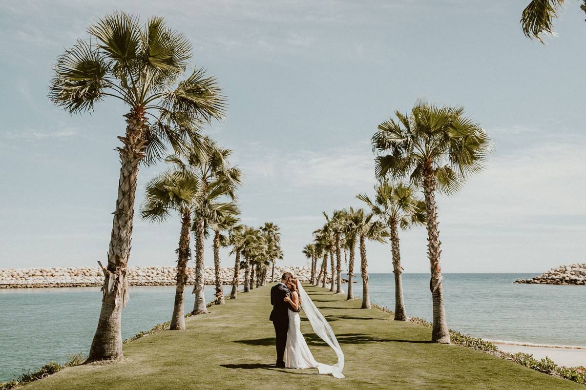 Cancun Unique Weddings Catering portfolio photo 3