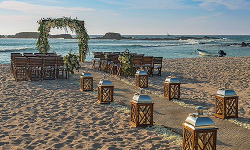 Cancun Unique Weddings Catering portfolio photo 2