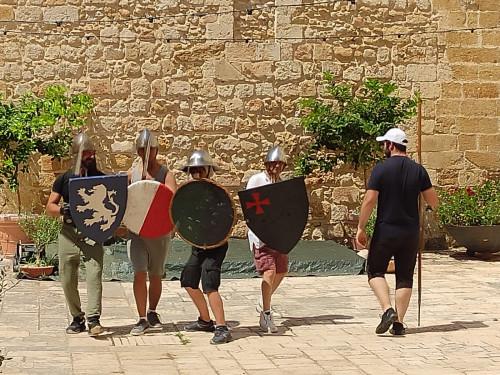 Brindisi e le Antiche Strade: Continuano gli appuntamenti della scherma storica