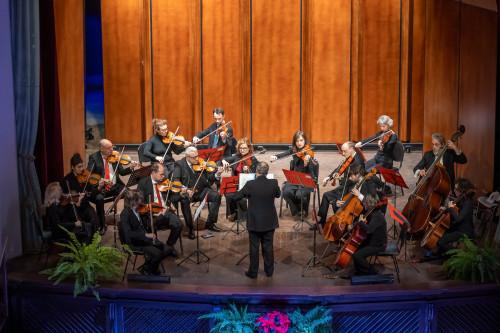 Concerto sinfonico con Roberto Issoglio e l'Orchestra di Rapallo "Jean Sibelius"