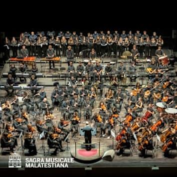EYOS ORCHESTRA & CHOIR