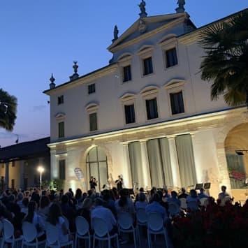 NOTTURNI A VILLA GHISLANZONI CURTI - QUATTRO PER OTO