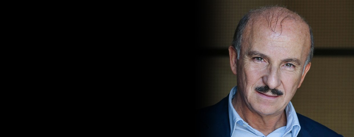 Carlo Buccirosso - L'esorcismo di Don Tonino