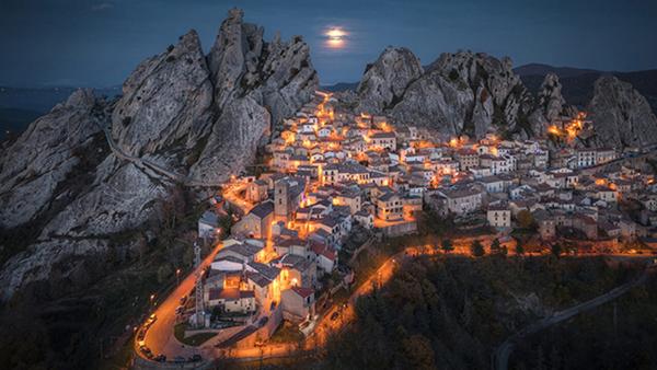 Blue Hour - Mostra fotografica di Pasquale Battaglia