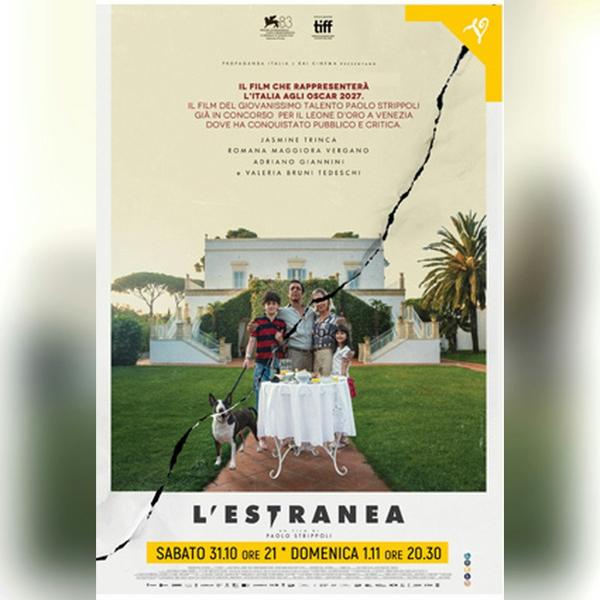 L'Estranea