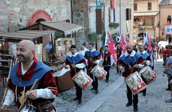 La Lotta per la Spada dei Contrari