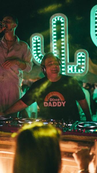 Super ospite DJ Jamie Lewis