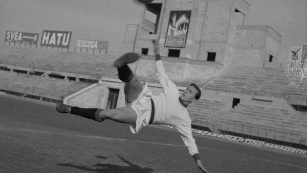 Archivi aperti 2026: Bari e il Bari Calcio negli scatti dell'Archivio fotografico Michele Ficarelli