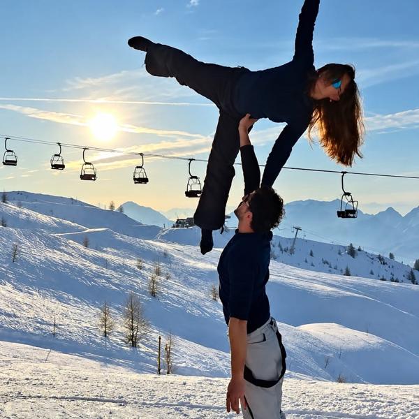 Corso di Acroyoga