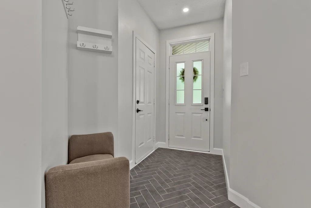 65-alameda-way-03