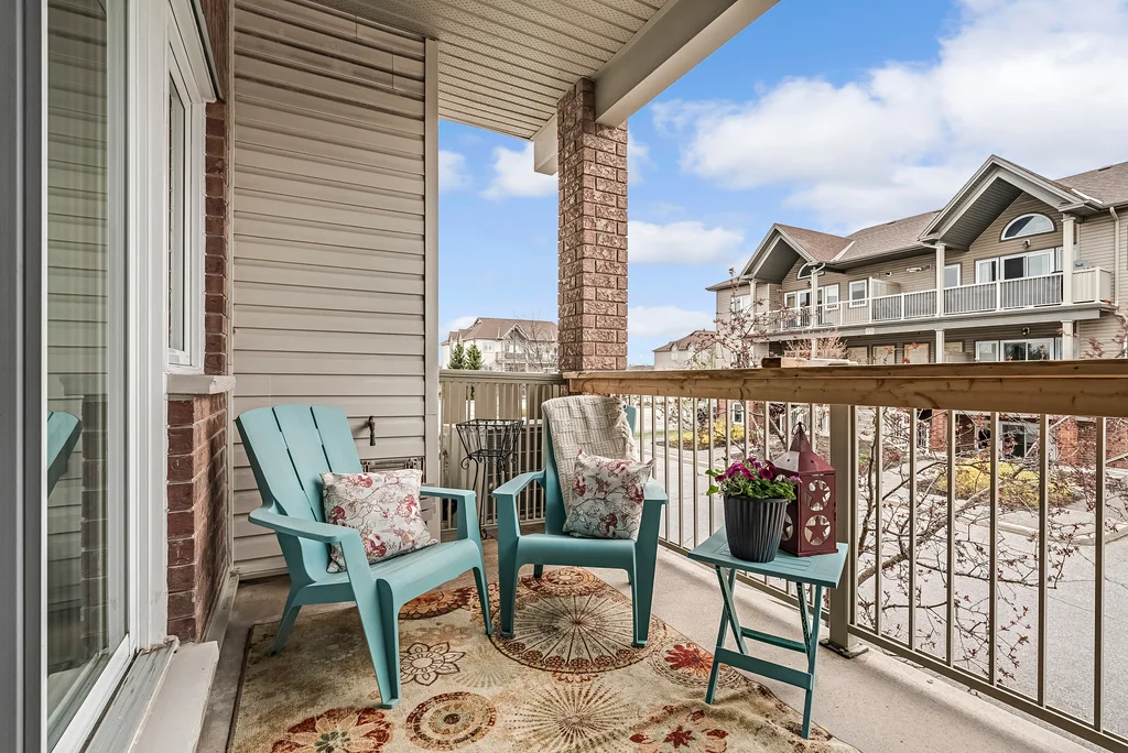 1119-f-stittsville-main-st-08