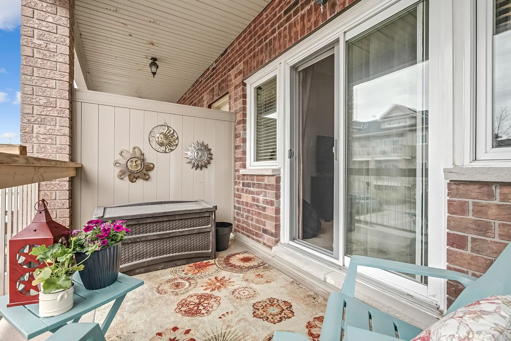 1119-f-stittsville-main-st-09