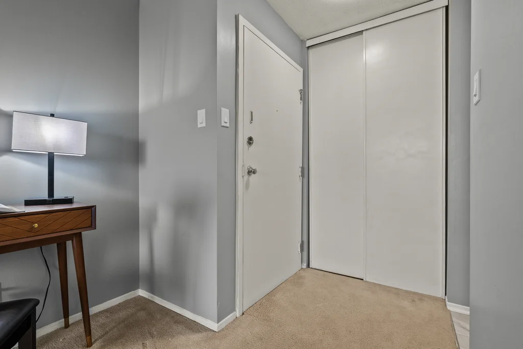 415-216-viewmount-dr-05