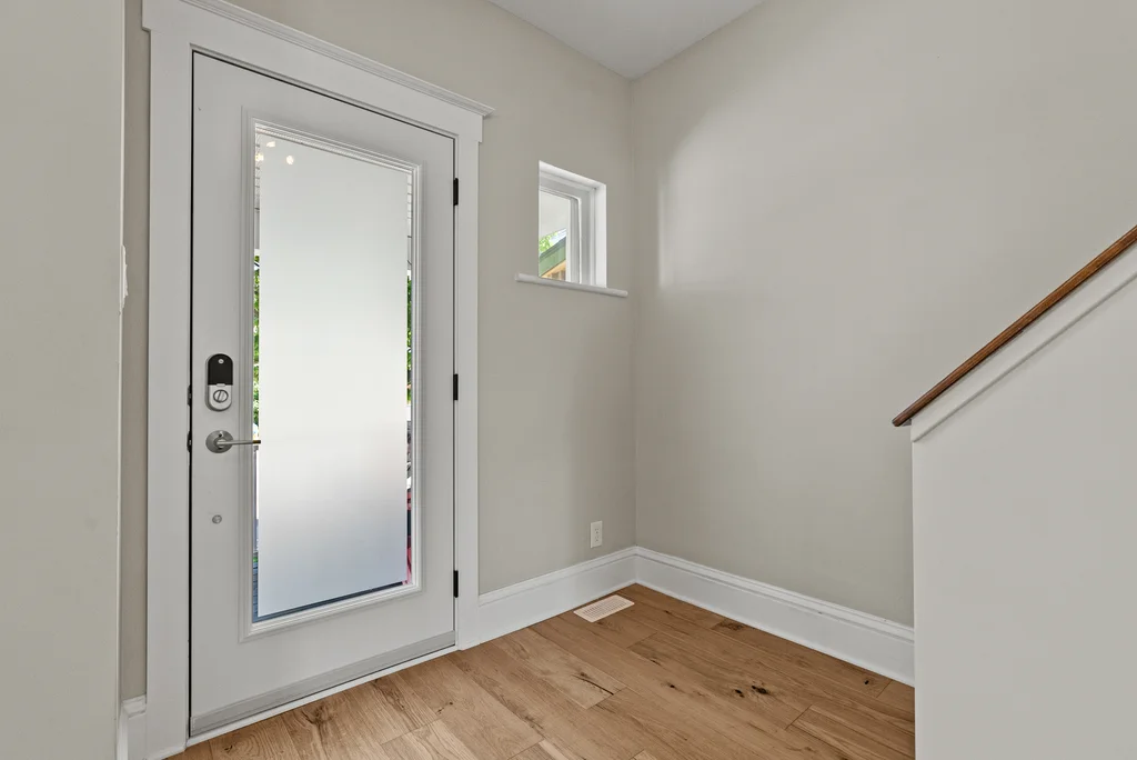 114-hamilton-ave-n-03