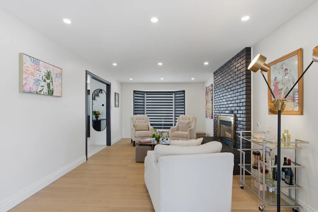 13-weatherwood-cres-08