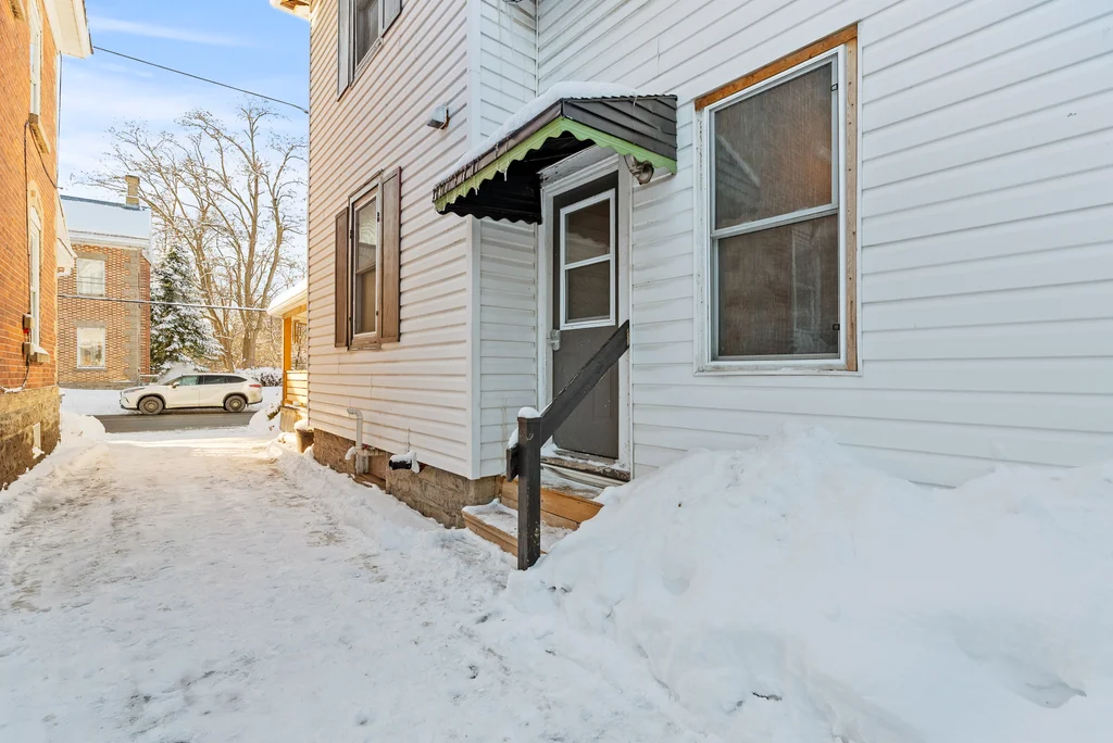 523-st-lawrence-st-02