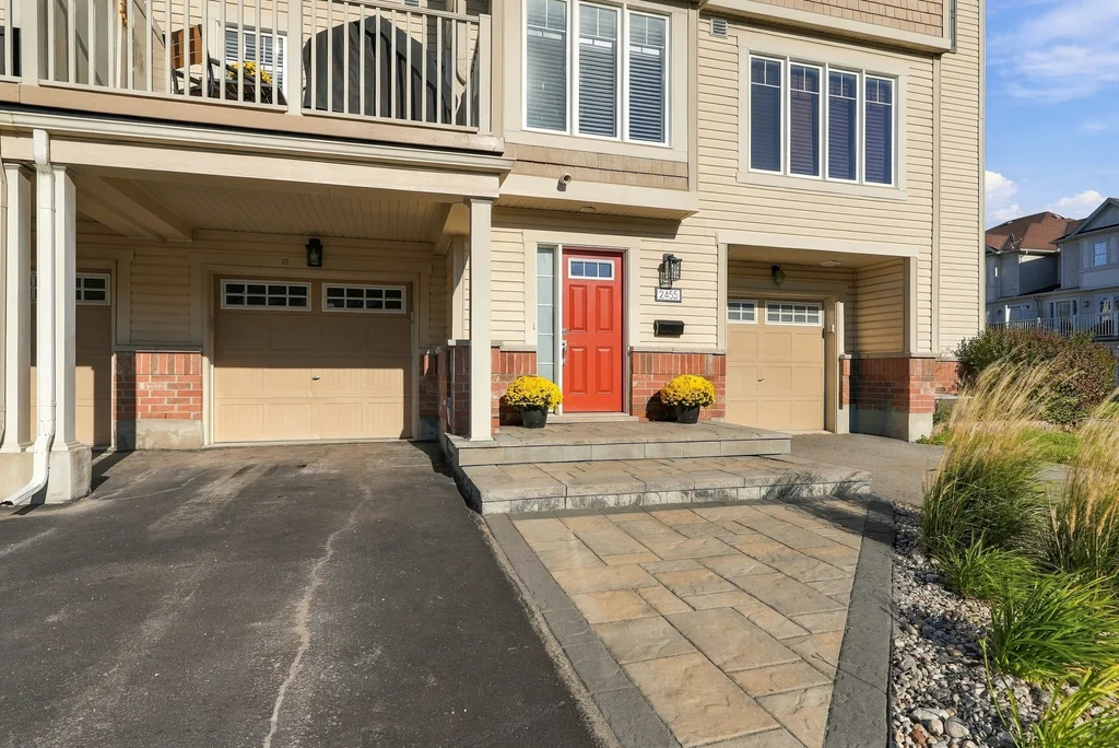 2455-nutgrove-ave-03