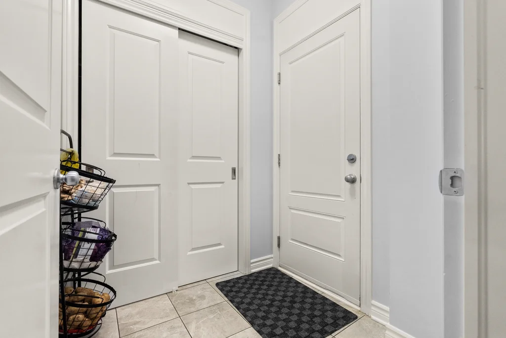 119-eric-maloney-way-05