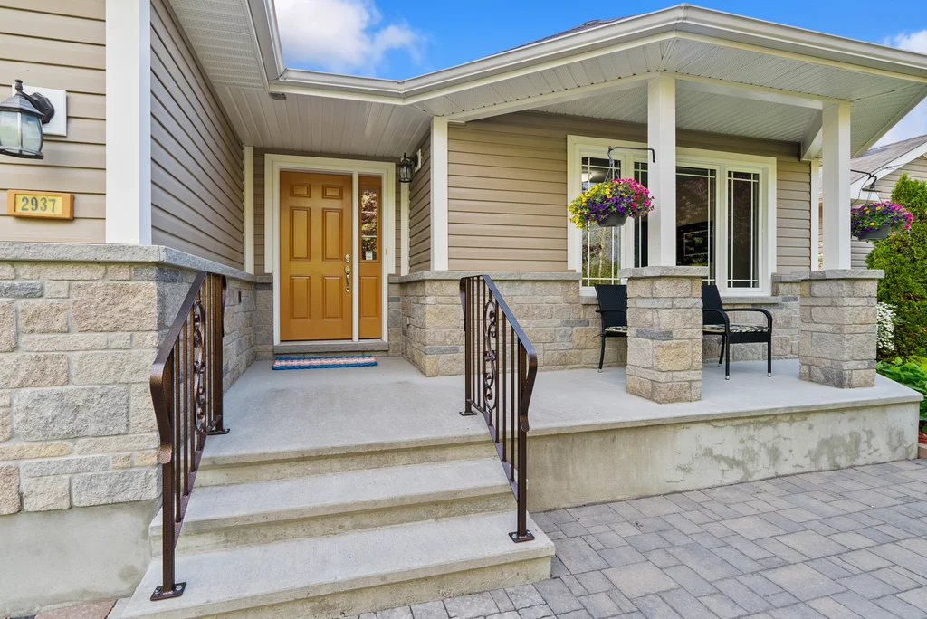 2937-wellington-rd-03