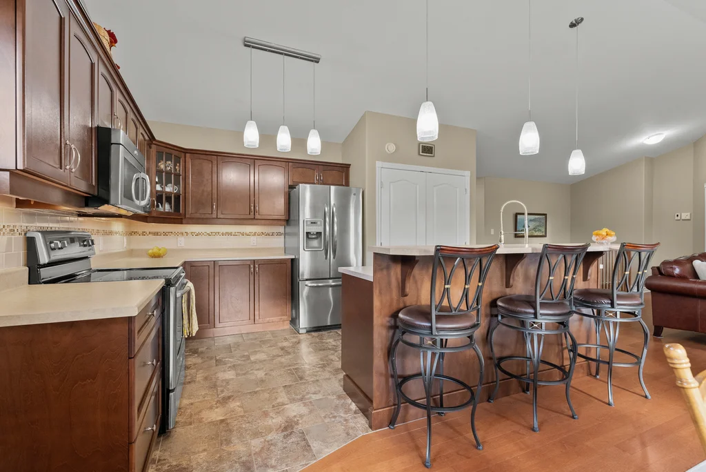 2937-wellington-rd-08