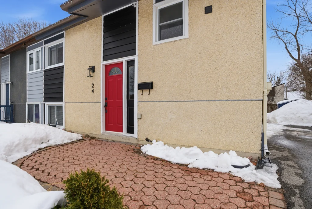 24-binscarth-cres-02