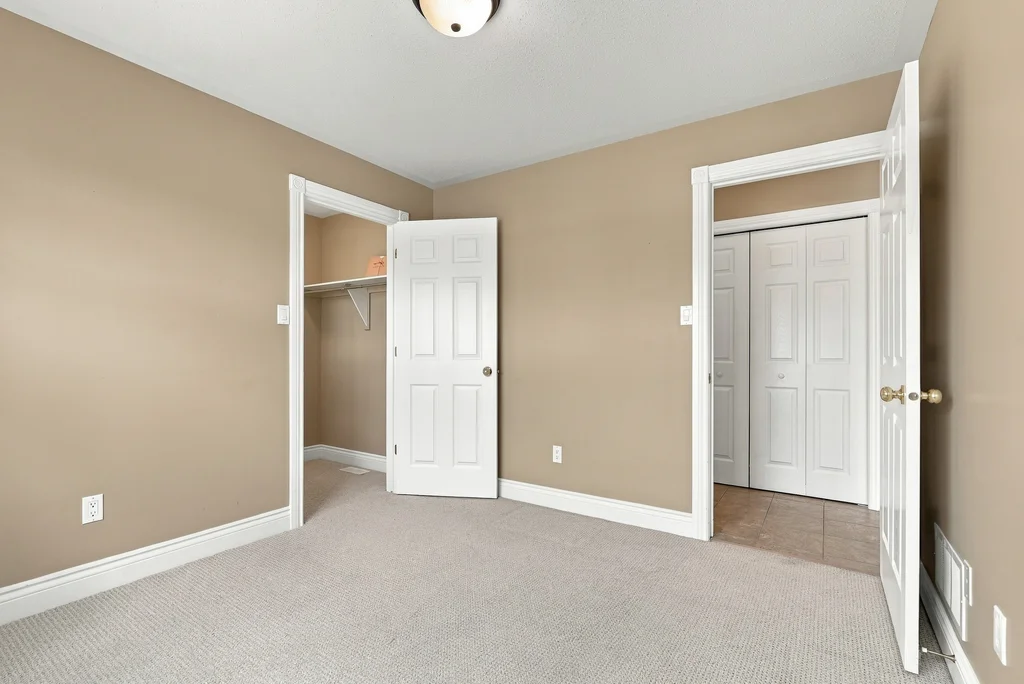 12-red-oak-dr-09