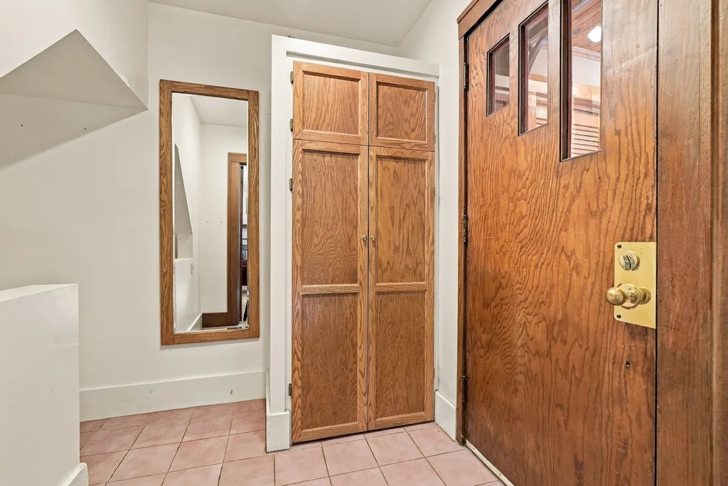 51-clarey-ave-09