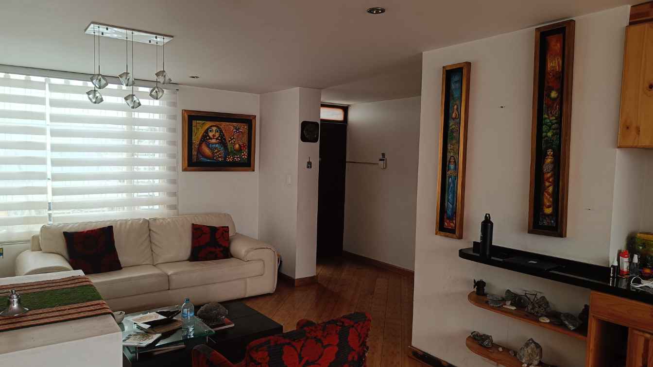 Excelente ubicación casa estilo americano 