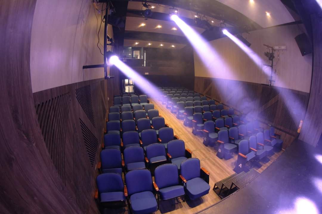 TEATRO BERNARDO ROMERO LOZANO- CASA CULTURAL PARA TI 