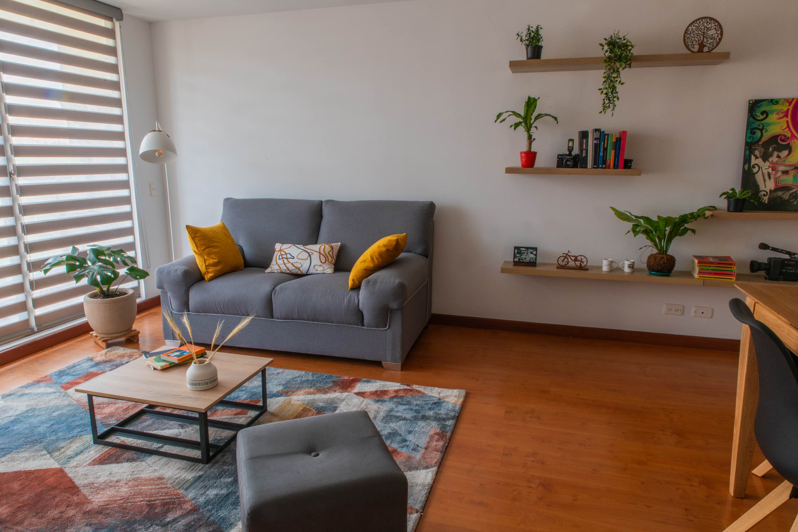 Estilo Moderno y Minimalista: Tu Espacio Perfecto — Foto 3