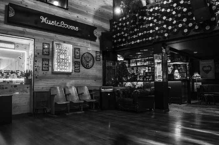 ESPECTACULAR GASTROBAR EN BOGOTÁ — Foto 2