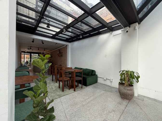 Casa con domo en Quinta Camacho – 300 m² de luz natural para eventos, marcas y producciones — Foto 5