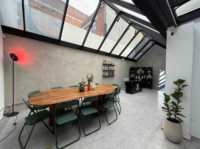 Casa con domo en Quinta Camacho – 300 m² de luz natural para eventos, marcas y producciones — Foto 4
