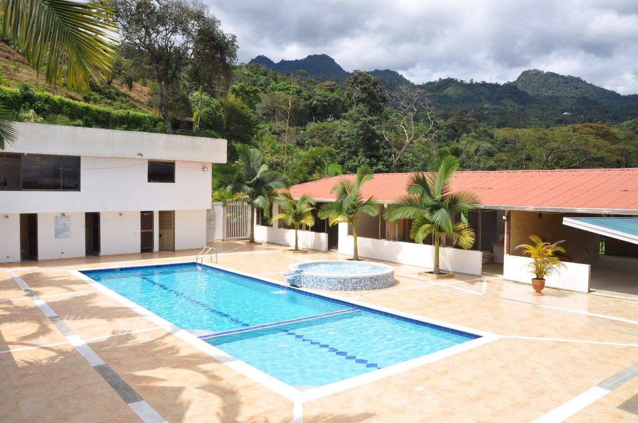 Espectacular finca en La Mesa cund. 