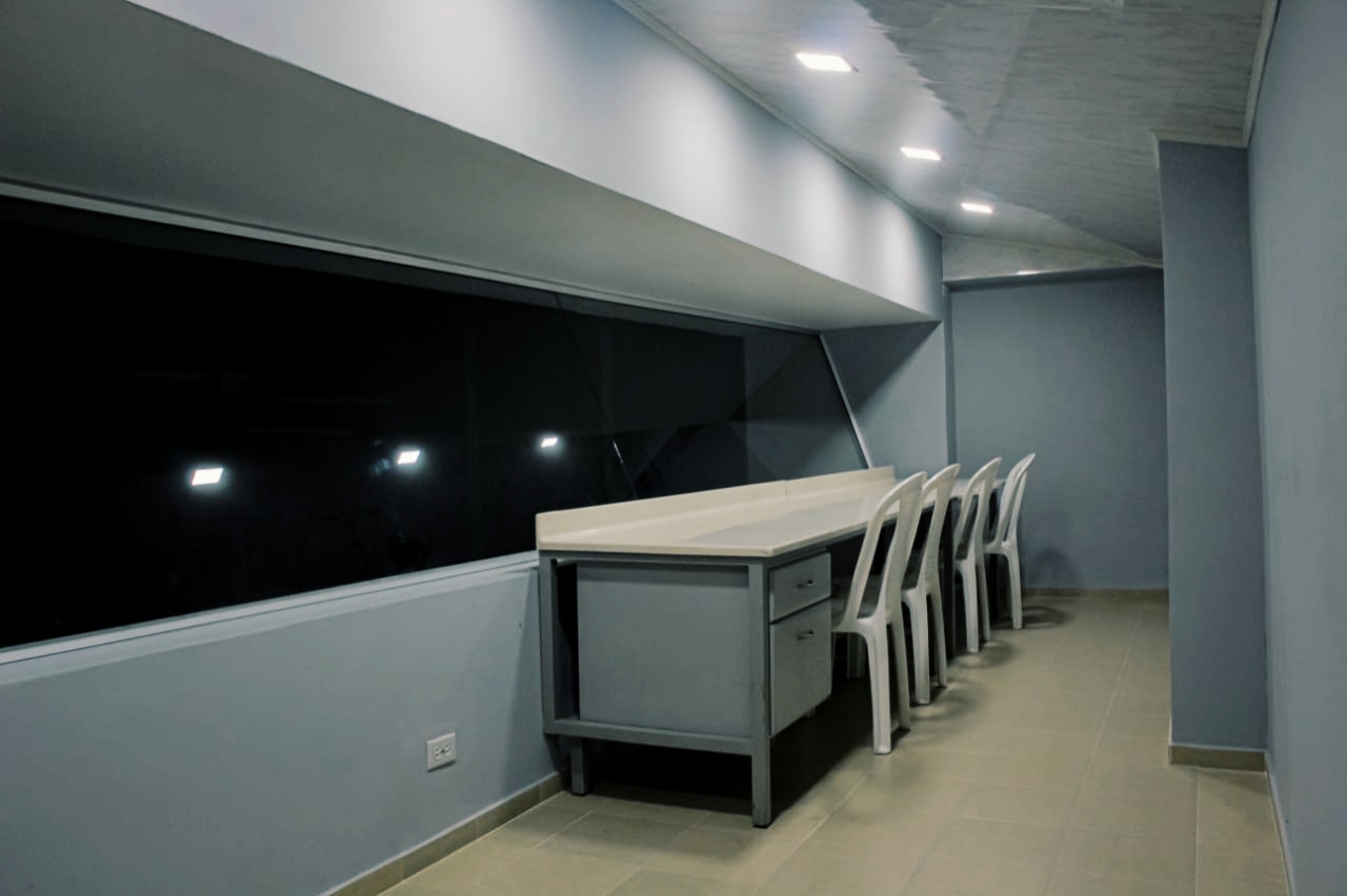 ESTUDIO PROFESIONAL DE GRABACIÓN Y FOTOGRAFÍA — Foto 2