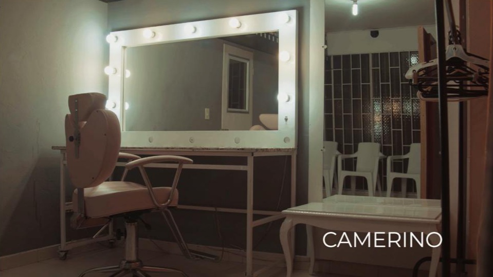 ESTUDIO PROFESIONAL DE GRABACIÓN Y FOTOGRAFÍA — Foto 4