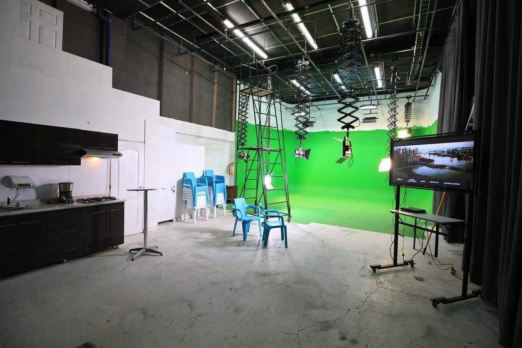 ESTUDIO PROFESIONAL DE GRABACIÓN Y FOTOGRAFÍA