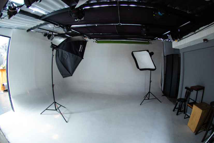 Agencia Lond Audiovisual - Estudio B — Foto 3
