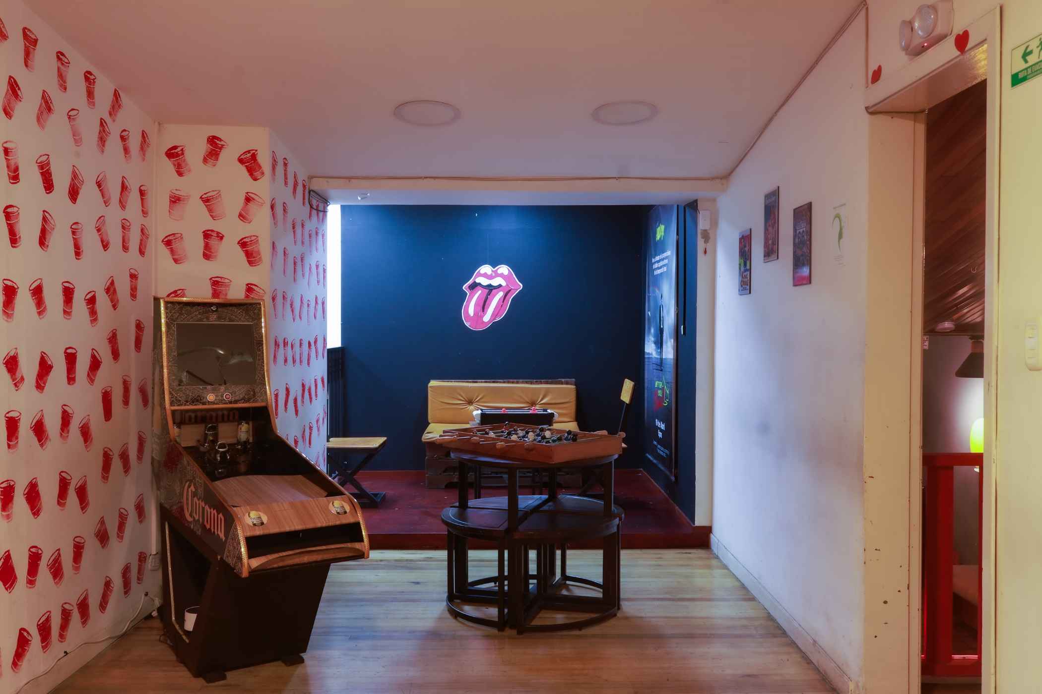 Bar Retro Multi-ambiente — Foto 3