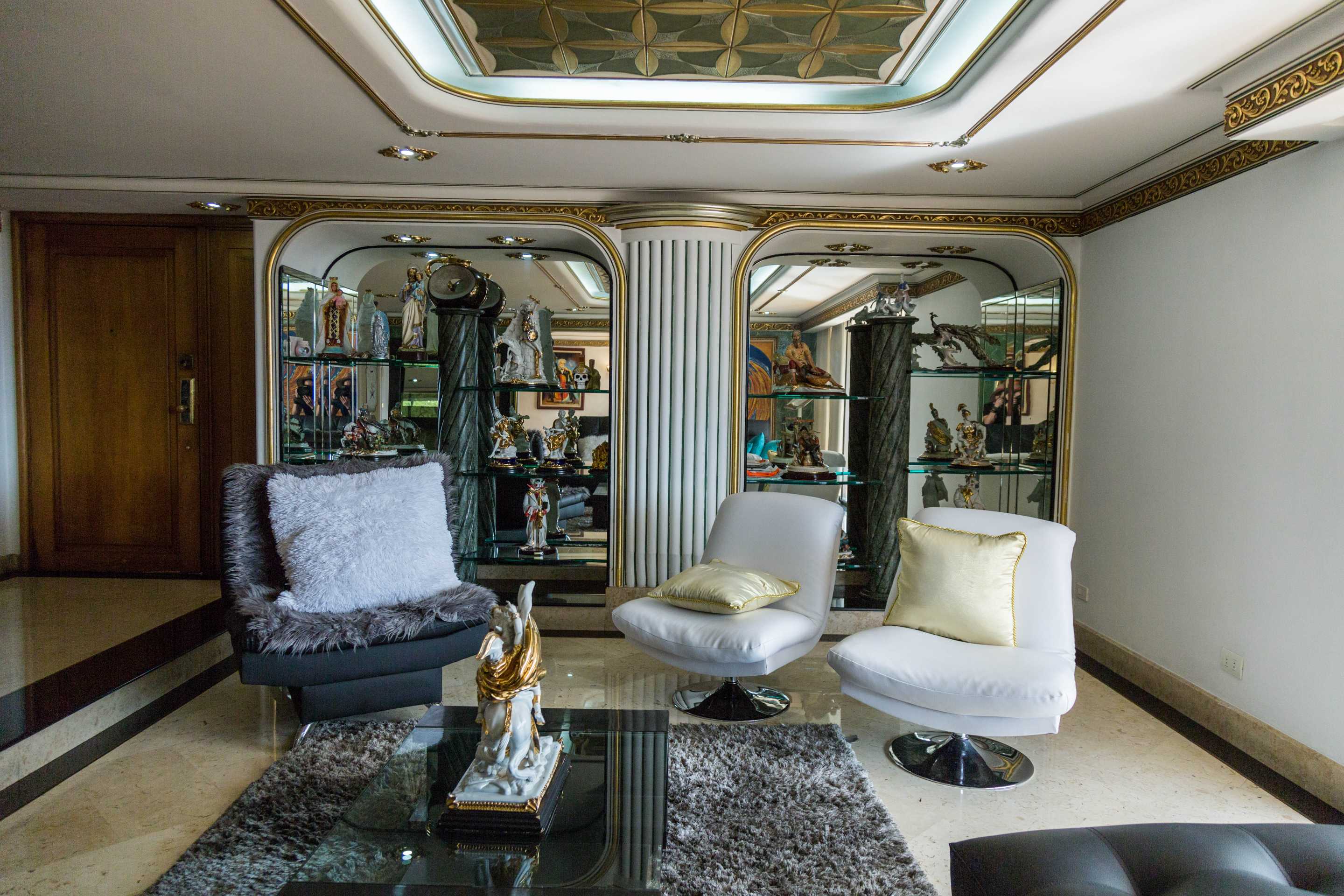Lujoso penthouse en el mejor sector de Medellín