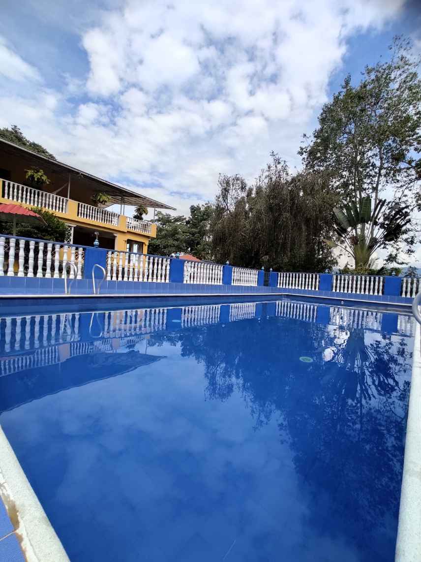 Refrescante Complejo de Piscinas en Fusagasuga — Foto 5