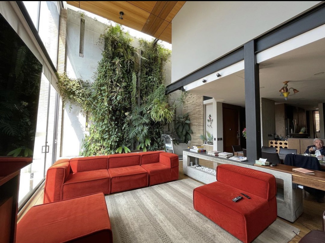 Magnifico PH con jardin natural interior 