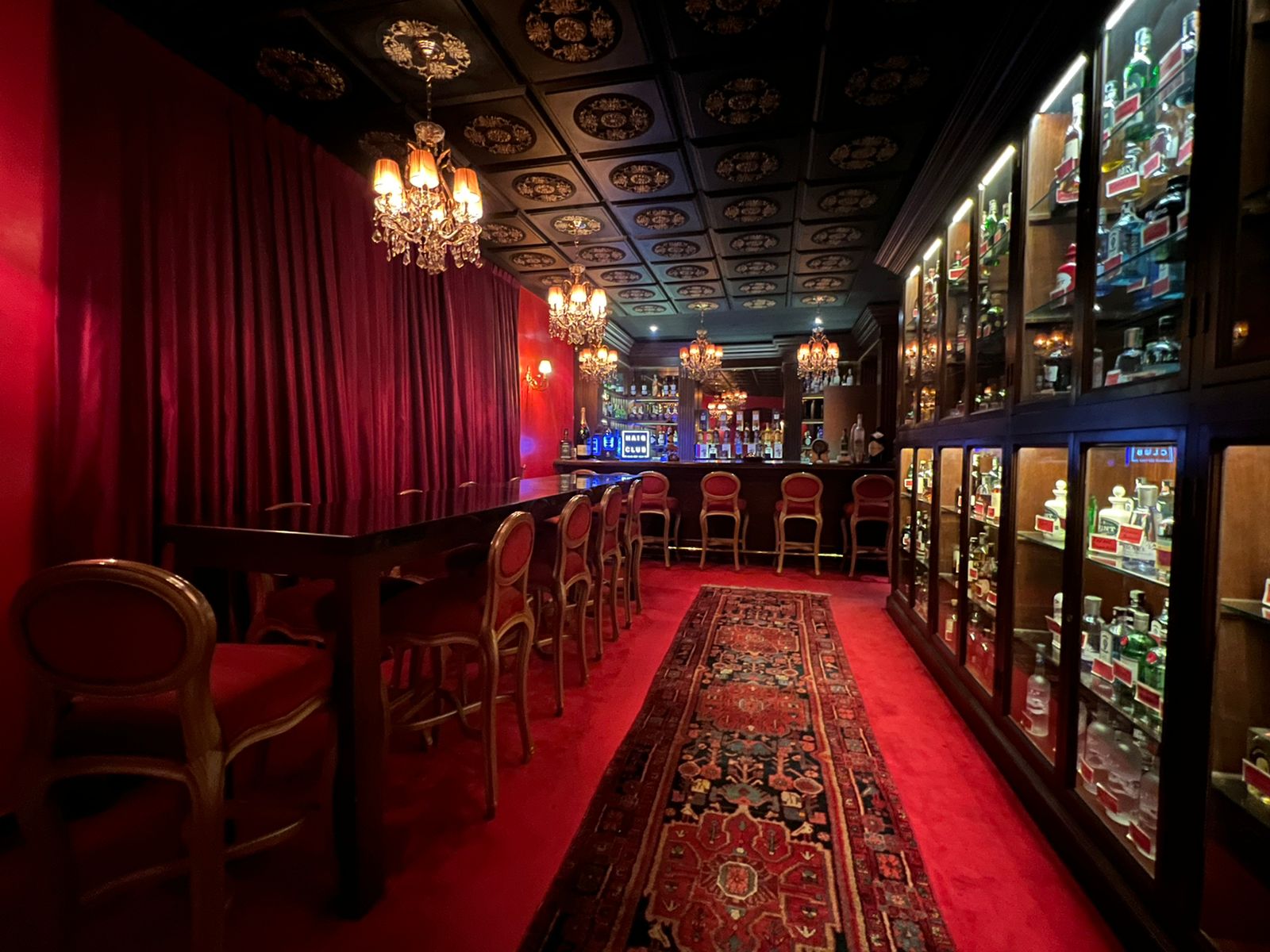 El espacio que buscabas - El Bar Rojo