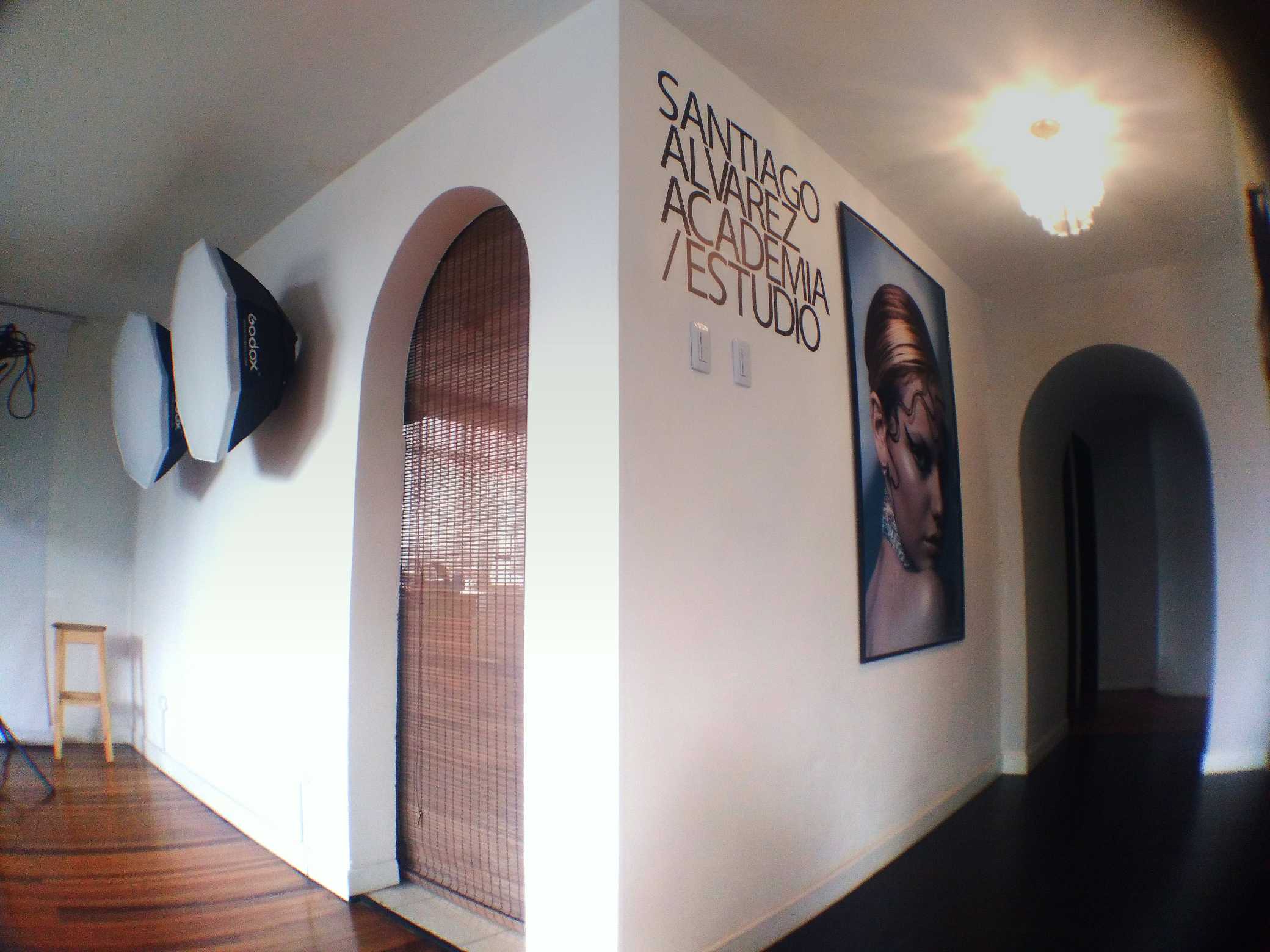 Santiago Álvarez - Academia / Estudio