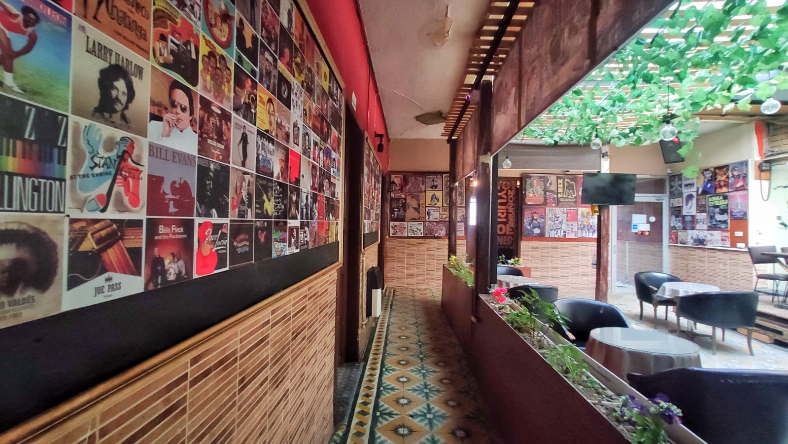 espectacular gastrobar de tres ambientes en facatativá — Foto 5